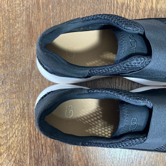 UGG Women's Libu Lite Sneaker Women’s Size 6.5 Black Suede/Mesh - Picture 6 of 10